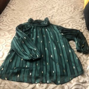 Hunter with gold top